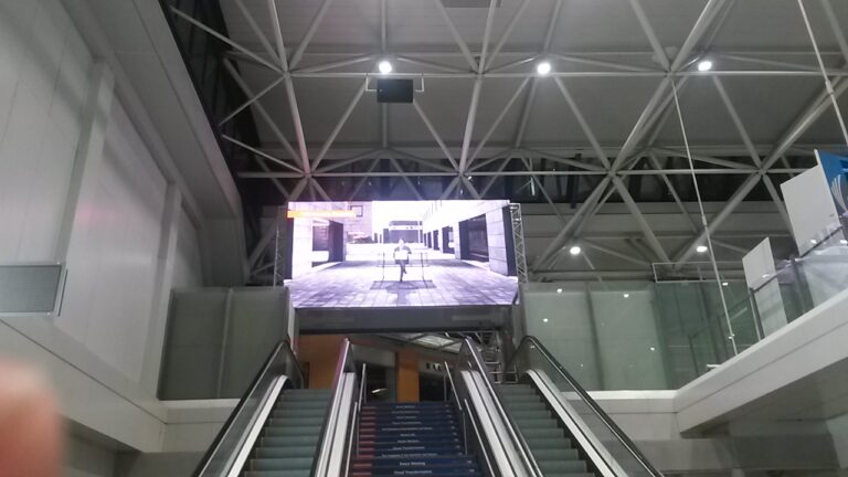 led screen airport elevators