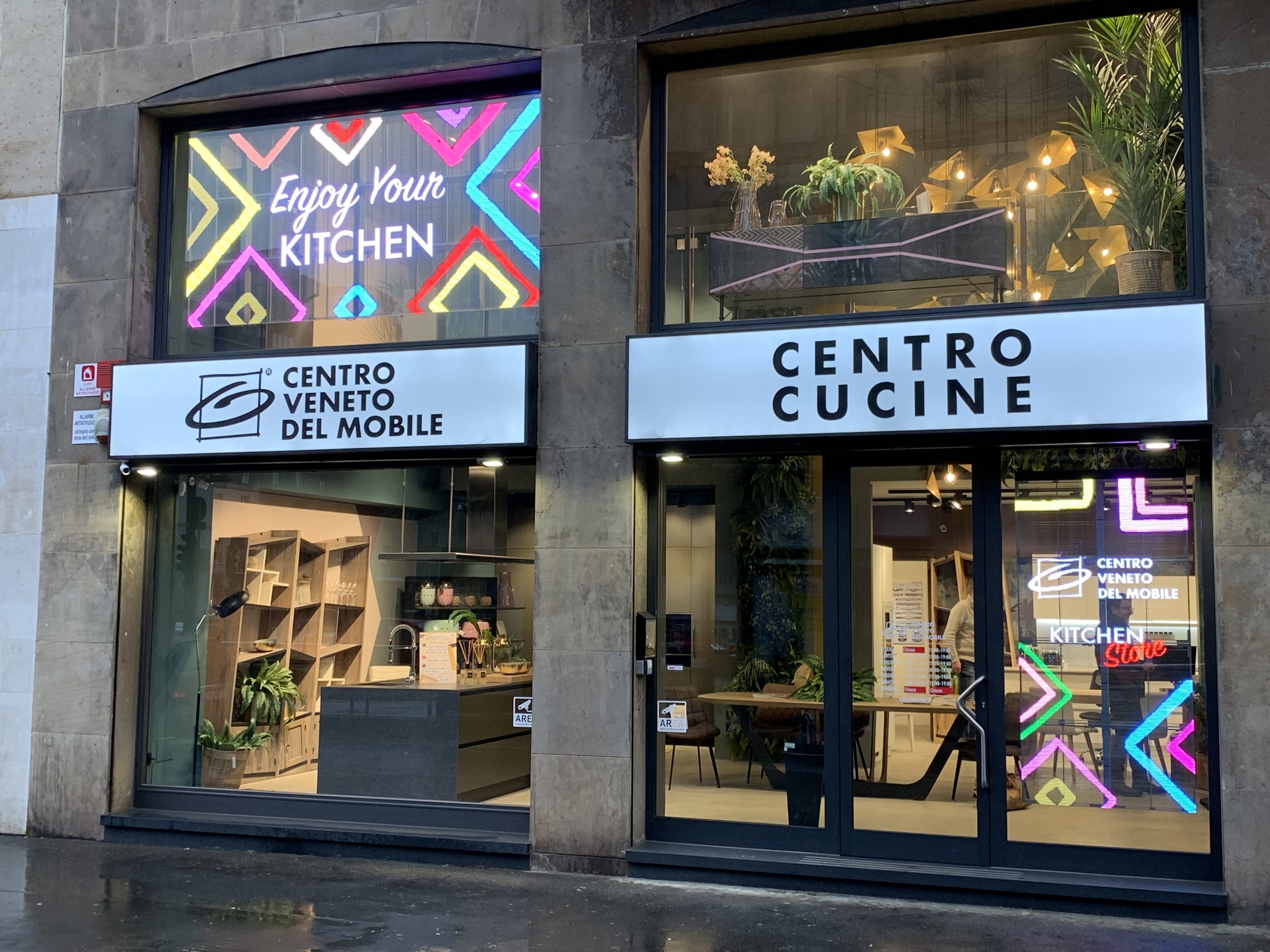 LedWall negozio centro del mobile