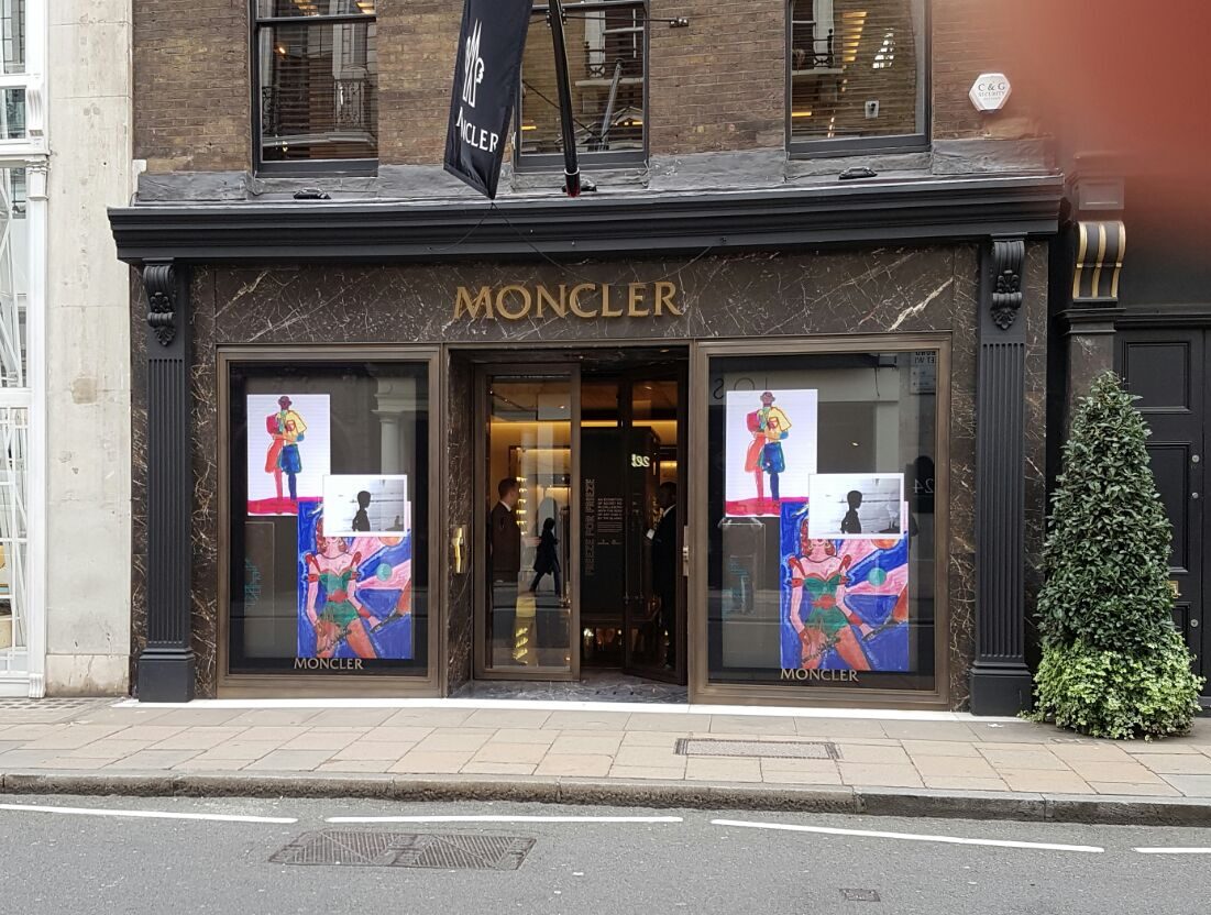led screen temporary store window