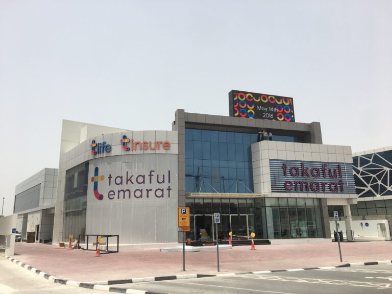 sheikh zayed outdoor led screen rooftop