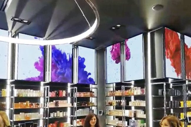 Profumerie Naima Siracusa Led display Profumerie Naima Siracusa