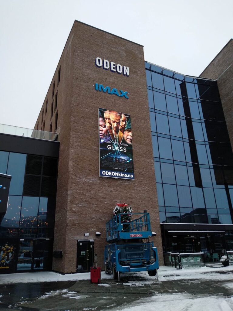 outdoor led screen cinema Odeon Oslo