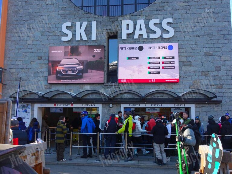 Led screen ski area Bormio