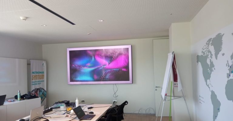 1.2 mm full hd led wall meeting room
