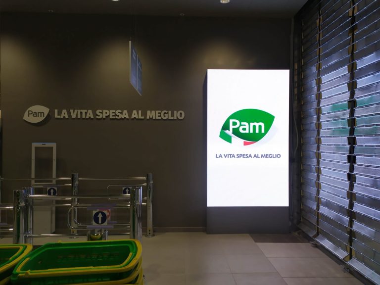 LedWall supermercato Pam
