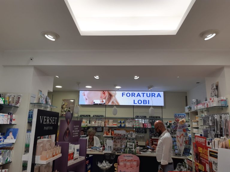 LedWall retrocassa farmacia